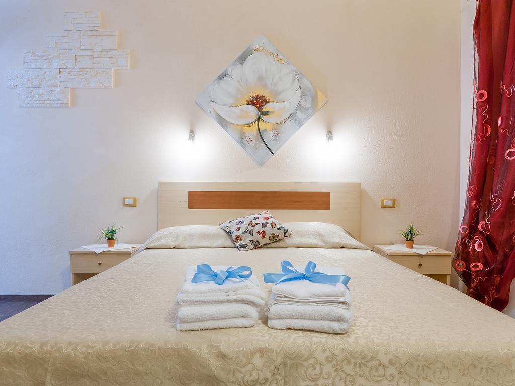 Il Borgo Bed & Breakfast กาญารี ห้อง รูปภาพ